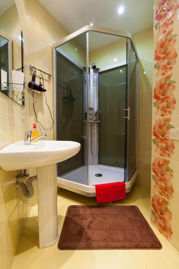 Sun City Apart Hotel Dnepropetrovsk Exterior foto