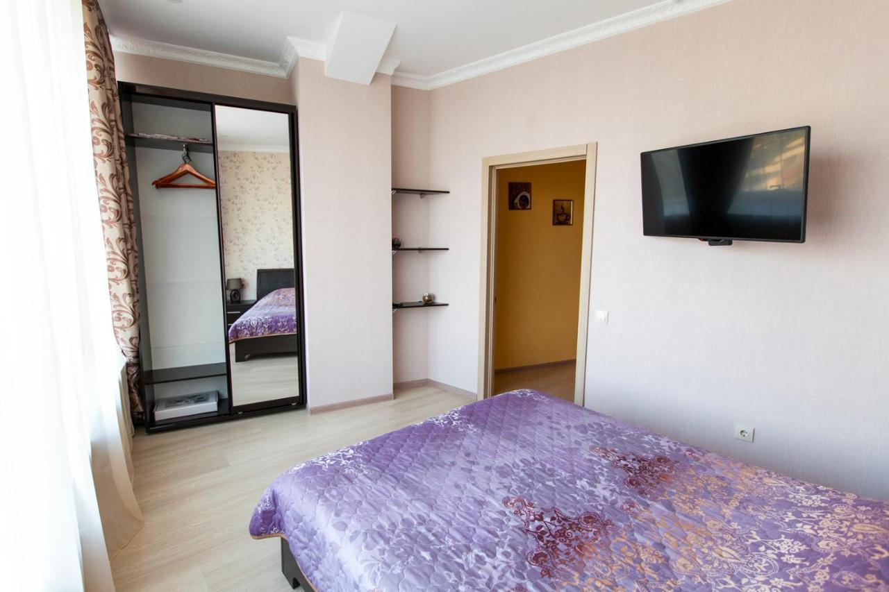 Sun City Apart Hotel Dnepropetrovsk Exterior foto
