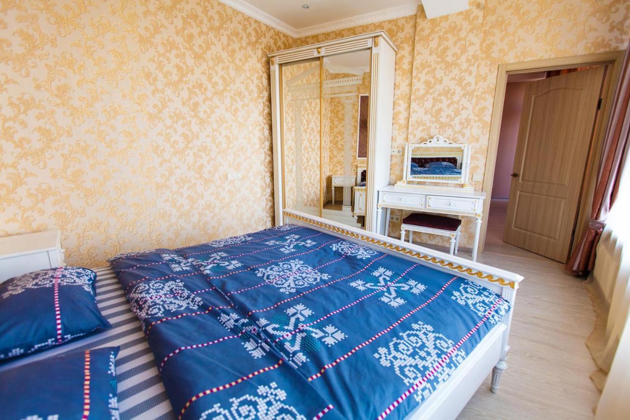 Sun City Apart Hotel Dnepropetrovsk Exterior foto